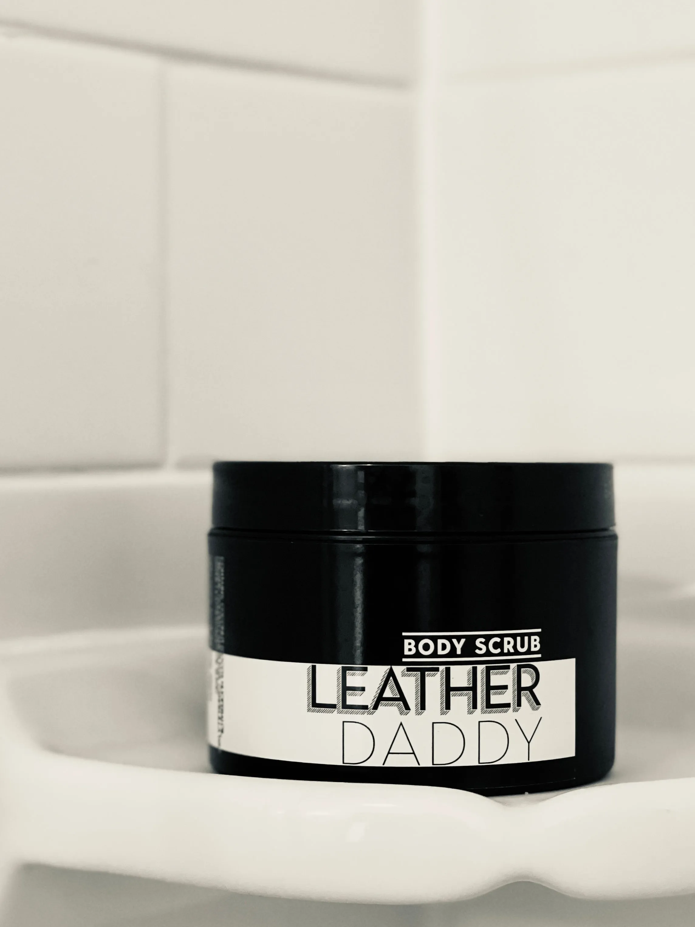 BODY SCRUB BY LEATHER DADDY