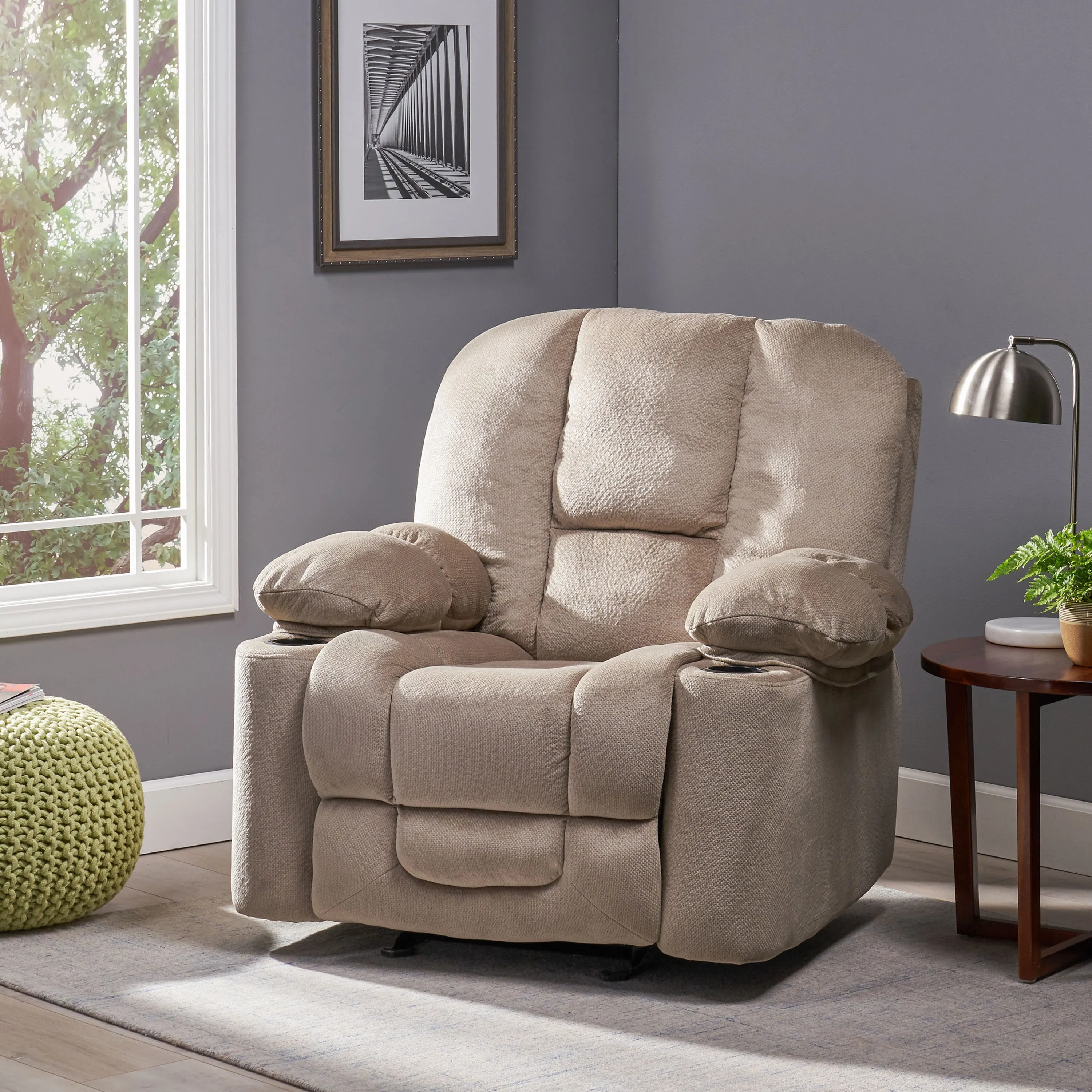 Luxurious Manual Recliner Chair - Coffee